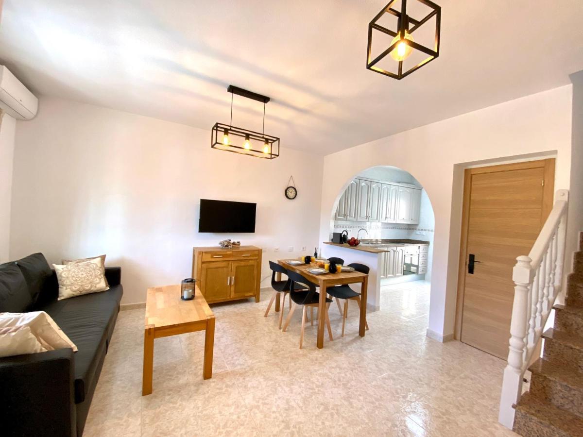 Olive Tree Bungalow La Zenia Dehesa de Campoamor  エクステリア 写真